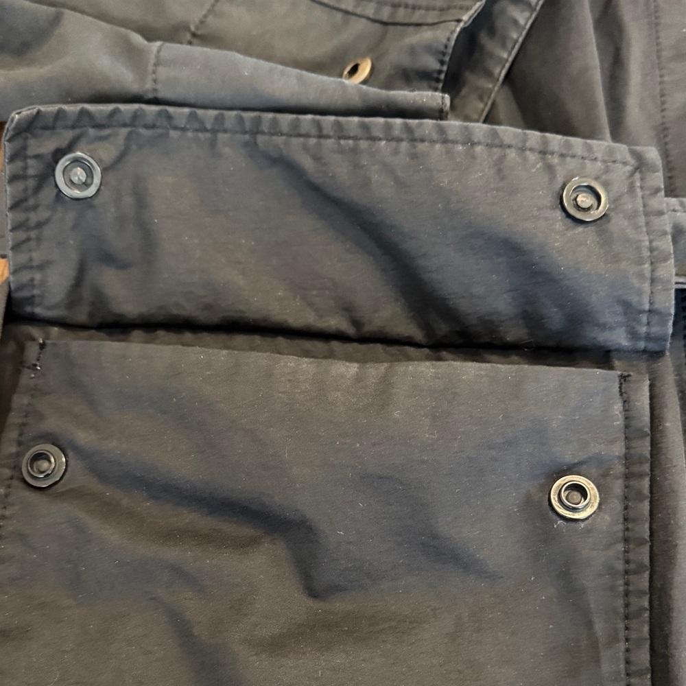 GAP - Picture 7 of 12